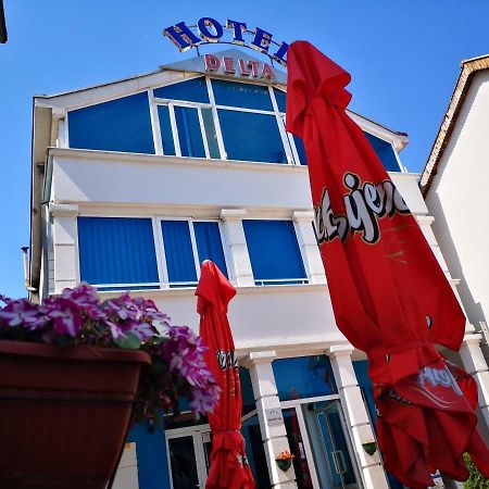 Hotel Delta Плевля Екстериор снимка
